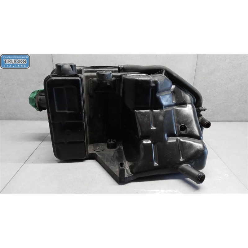 MERCEDES-BENZ truck VASCHETTA ACQUA RADIATORE MOTORE MERCEDES-BENZ truck Actros 1997>2003 usato