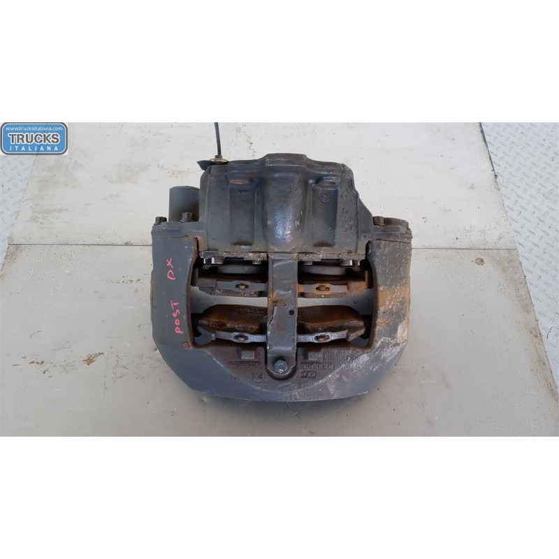 RENAULT truck PINZA POSTERIORE DESTRA RENAULT truck T 2014> usato