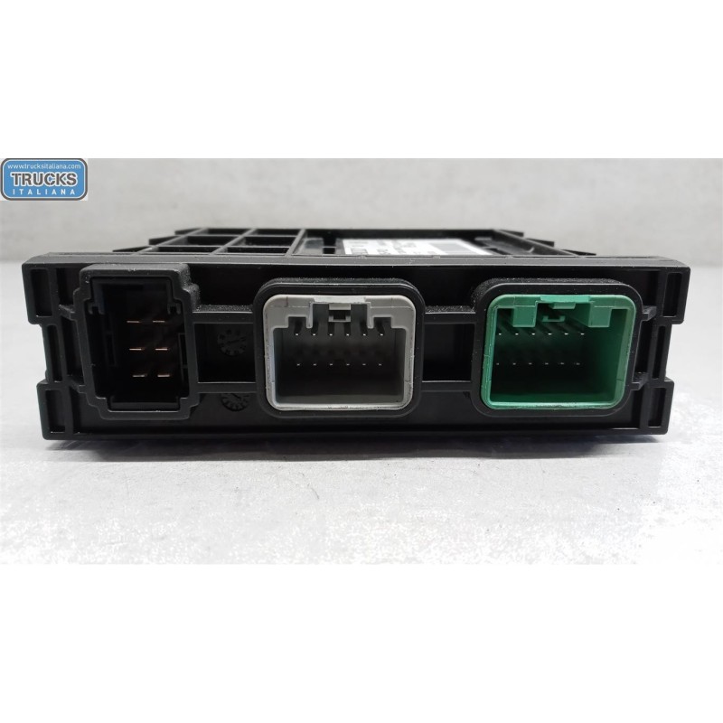 RENAULT truck CENTRALINE VARIE D RENAULT truck T 2014> usato