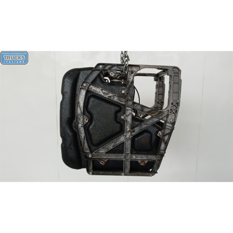 RENAULT truck SERBATOIO ADBLUE RENAULT truck T 2014> usato