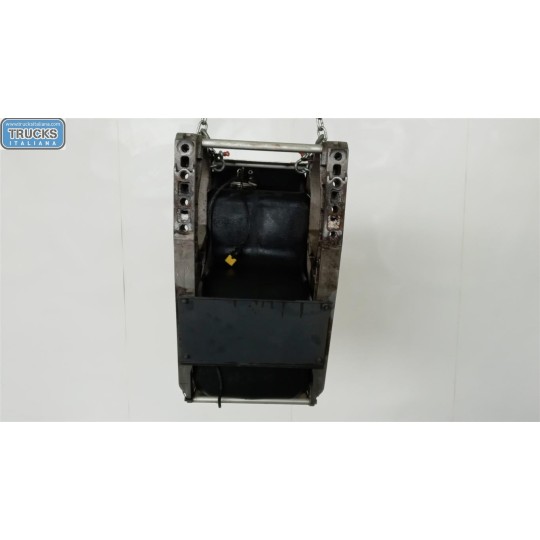 SERBATOIO ADBLUE RENAULT truck T 2014> usato
