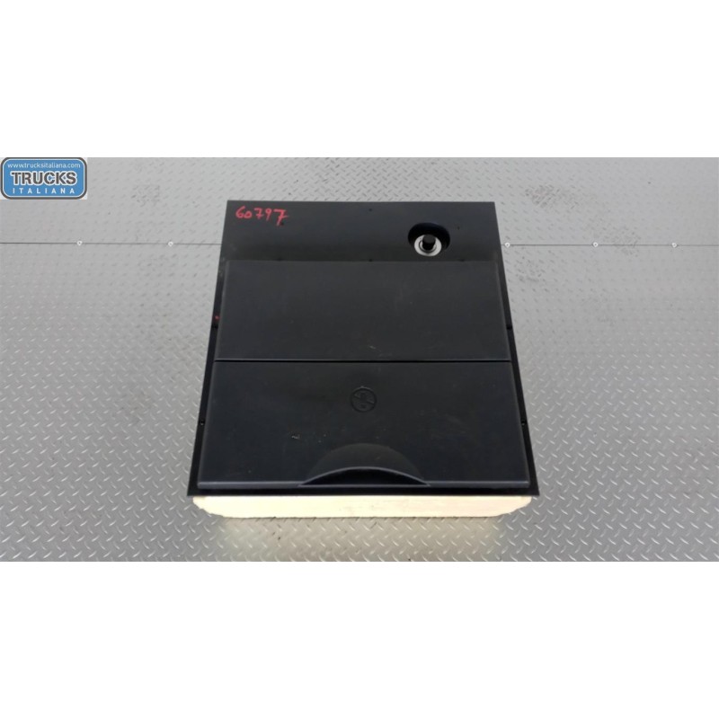 RENAULT truck REFRIGERATOR  RENAULT truck T 2014> used