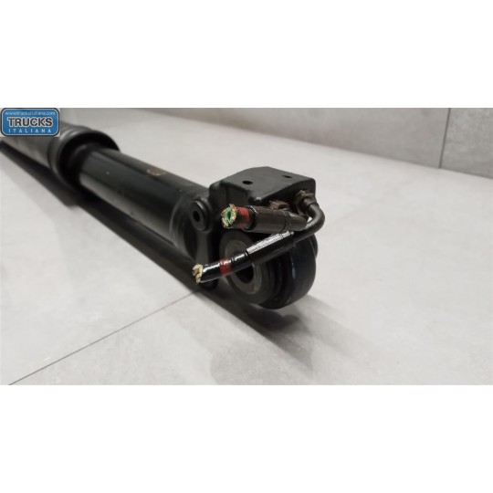 PISTONE ALZA CABINA RENAULT truck T 2014> usato