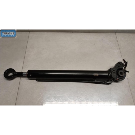 PISTONE ALZA CABINA RENAULT truck T 2014> usato