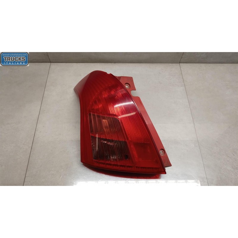SUZUKI FARO POSTERIORE ESTERNO SINISTRO SUZUKI Swift 2005>2009 usato