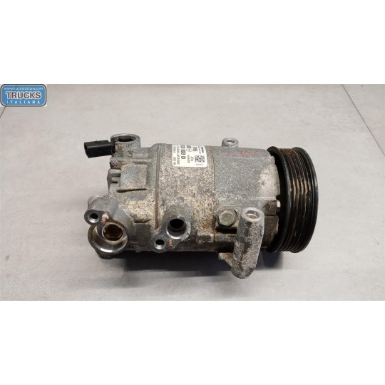 COMPRESSORE ARIA CONDIZIONATA VOLKSWAGEN Polo 2014>2017 usato