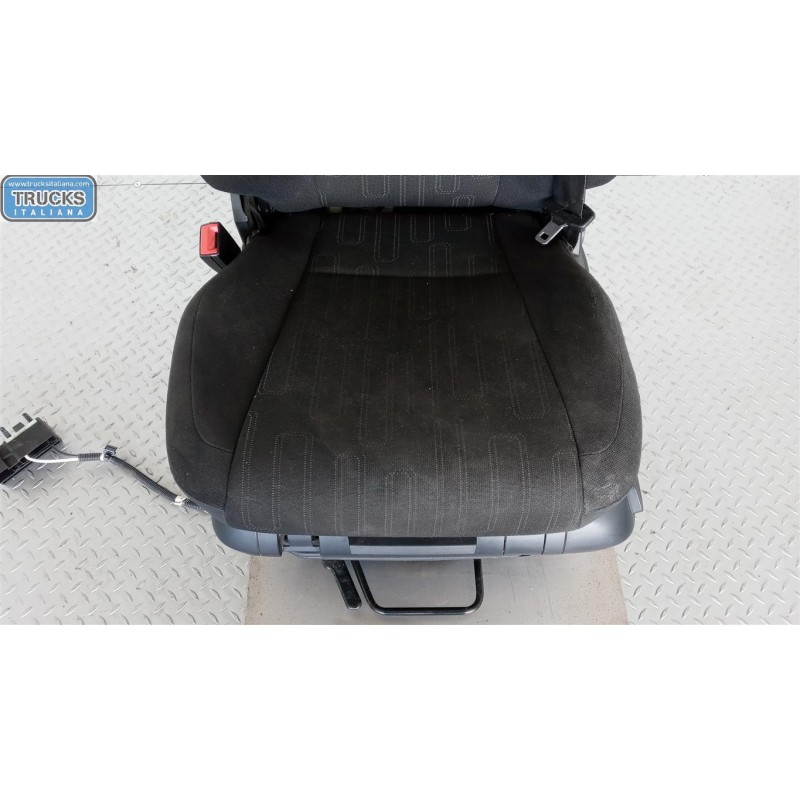 MERCEDES-BENZ truck SEDILI ANTERIORI MERCEDES-BENZ truck Actros euro 5 2008>2013 usato