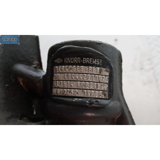 PINZA POSTERIORE DESTRA MERCEDES-BENZ truck Actros euro 5 2008>2013 usato