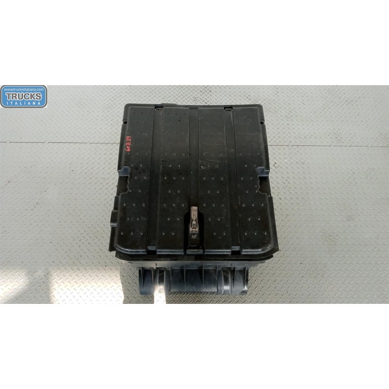 MERCEDES-BENZ truck PORTA BATTERIA MERCEDES-BENZ truck Actros euro 5 2008>2013 usato