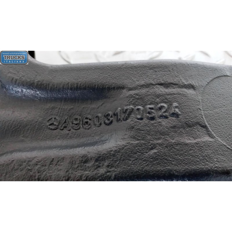 MERCEDES-BENZ truck SUPPORTO SOSPENSIONI MERCEDES-BENZ truck Actros euro 5 2008>2013 usato