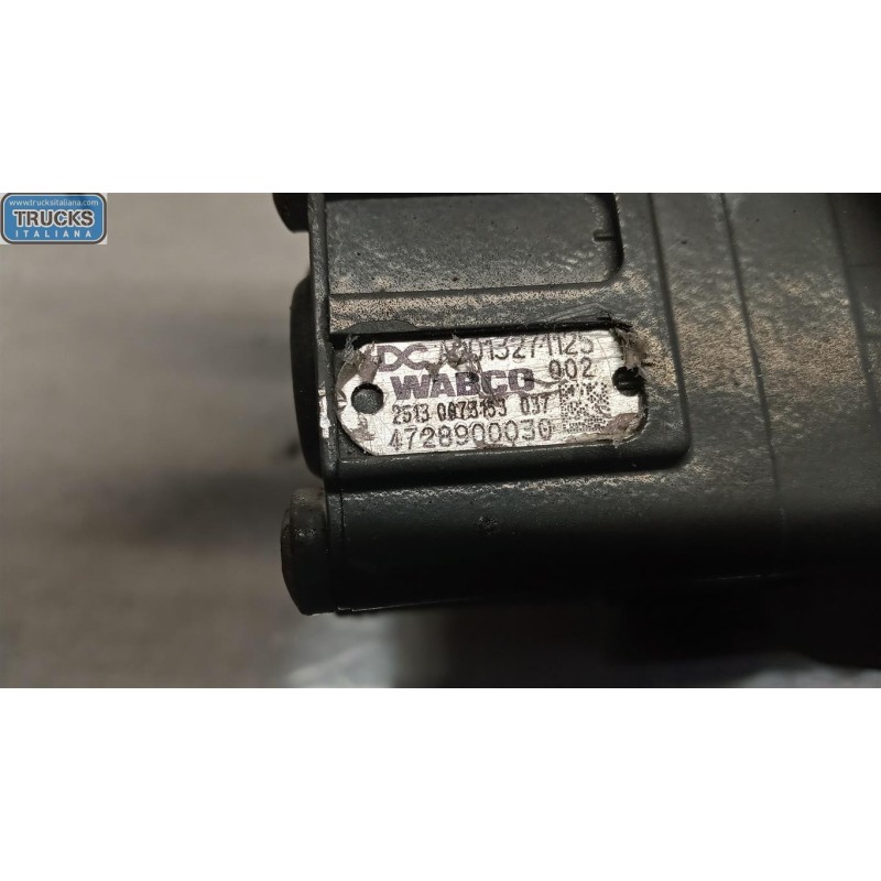 MERCEDES-BENZ truck VARIE FRENI 2 MERCEDES-BENZ truck Actros euro 5 2008>2013 usato