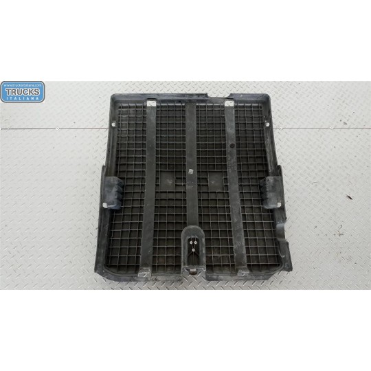 COPERCHIO PORTABATTERIA MERCEDES-BENZ truck Actros euro 5 2008>2013 usato