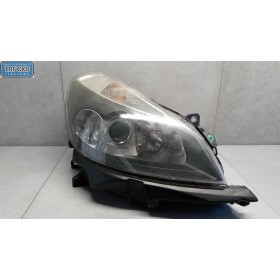 RIGHT HEADLIGHT RENAULT...