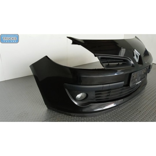 FRONT BUMPER RENAULT Clio 2005>2009 used