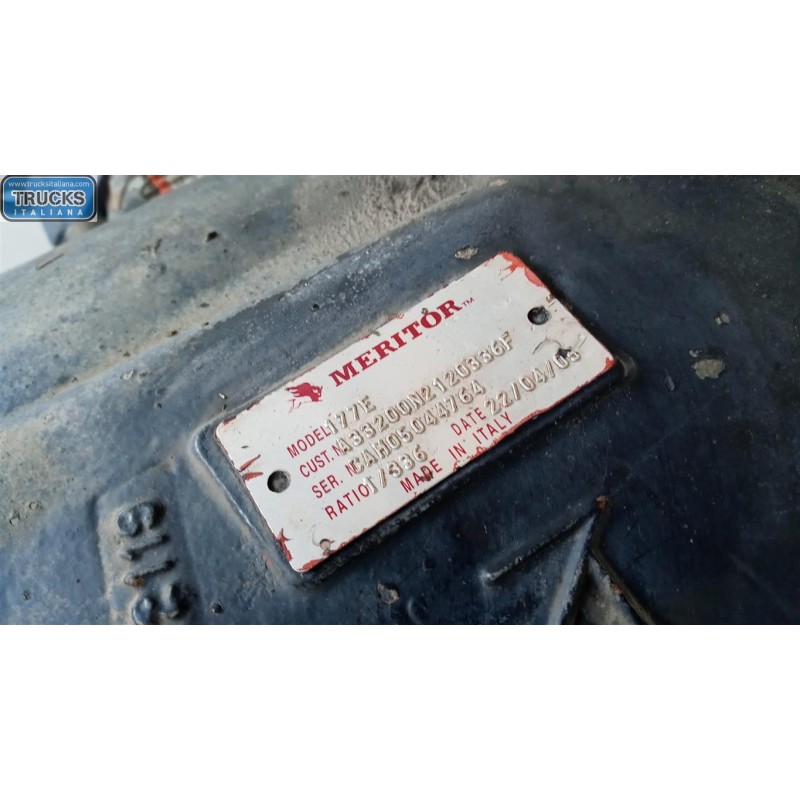 IVECO ASSALE POSTERIORE IVECO Stralis 2003>2007 usato