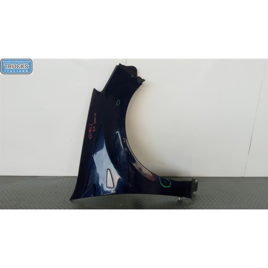 PARAFANGO ANTERIORE DESTRO DACIA Sandero 2008>2012 usato