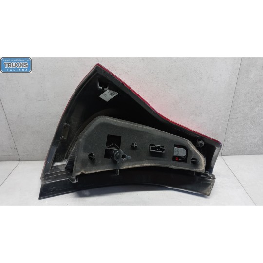 FARO POSTERIORE ESTERNO DESTRO DACIA Sandero 2008>2012 usato