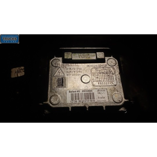 FARO ANT XENO SINISTRO RENAULT Megane 2006>2008 usato