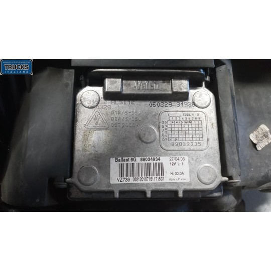 FARO ANT XENO DESTRO RENAULT Megane 2006>2008 usato