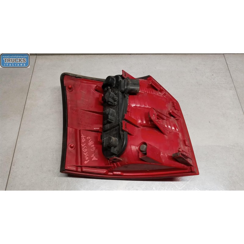 AUDI RIGHT REAR LIGHT AUDI A4 2000>2004 used