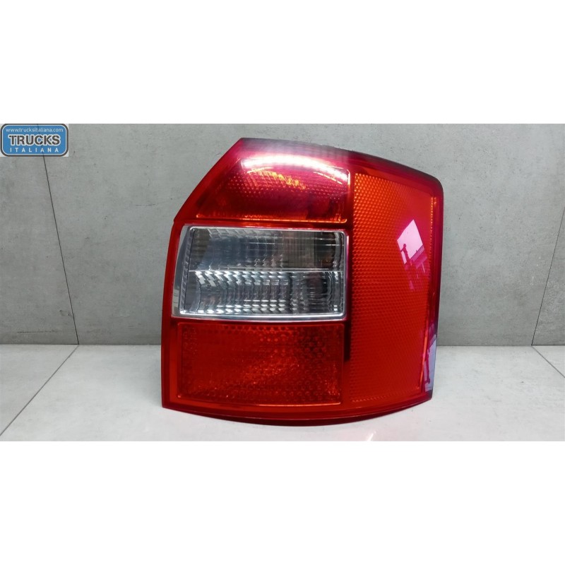 AUDI RIGHT REAR LIGHT AUDI A4 2000>2004 used