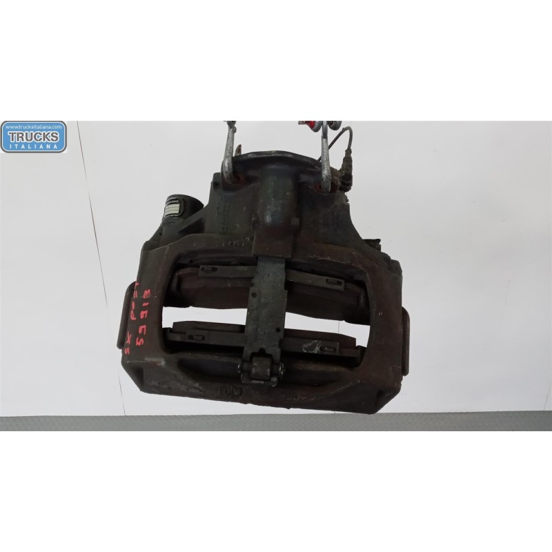 DAF PINZA POSTERIORE SINISTRA DAF 85CF usato