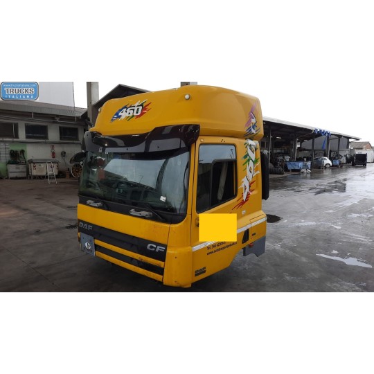 CABINA DAF 85CF usato