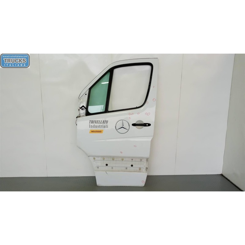 MERCEDES-BENZ van LEFT FRONT DOOR MERCEDES-BENZ van Sprinter 2013>2018 used