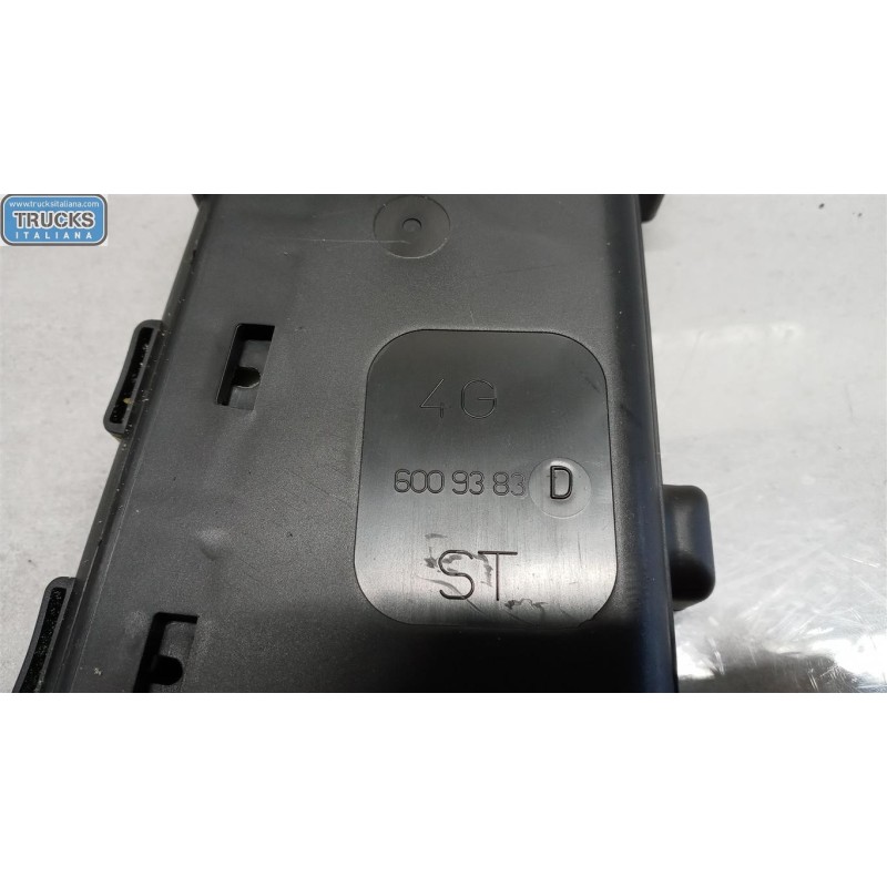 NISSAN AIR BAG LATERALE SINISTRO NISSAN Qashqai 2007>2010 usato