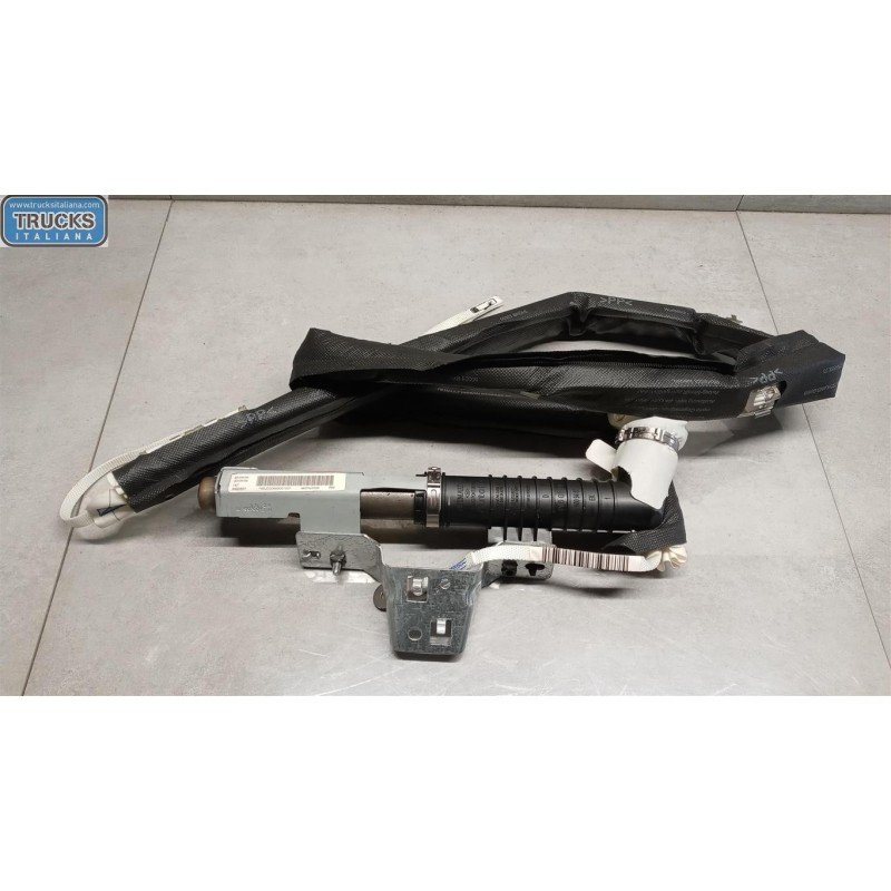 NISSAN AIR BAG TETTO DESTRO NISSAN Qashqai 2007>2010 usato