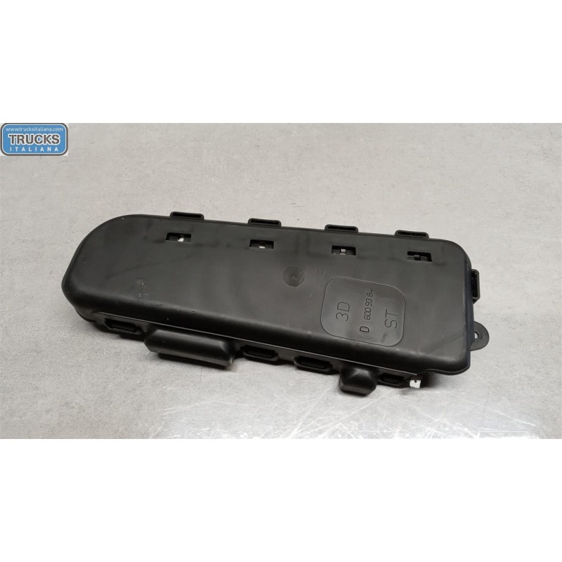 NISSAN AIR BAG LATERALE DESTRO NISSAN Qashqai 2007>2010 usato