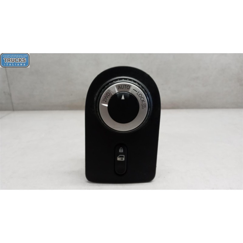 NISSAN INTERRUTTORI E PULSANTI ABITACOLO NISSAN Qashqai 2007>2010 usato