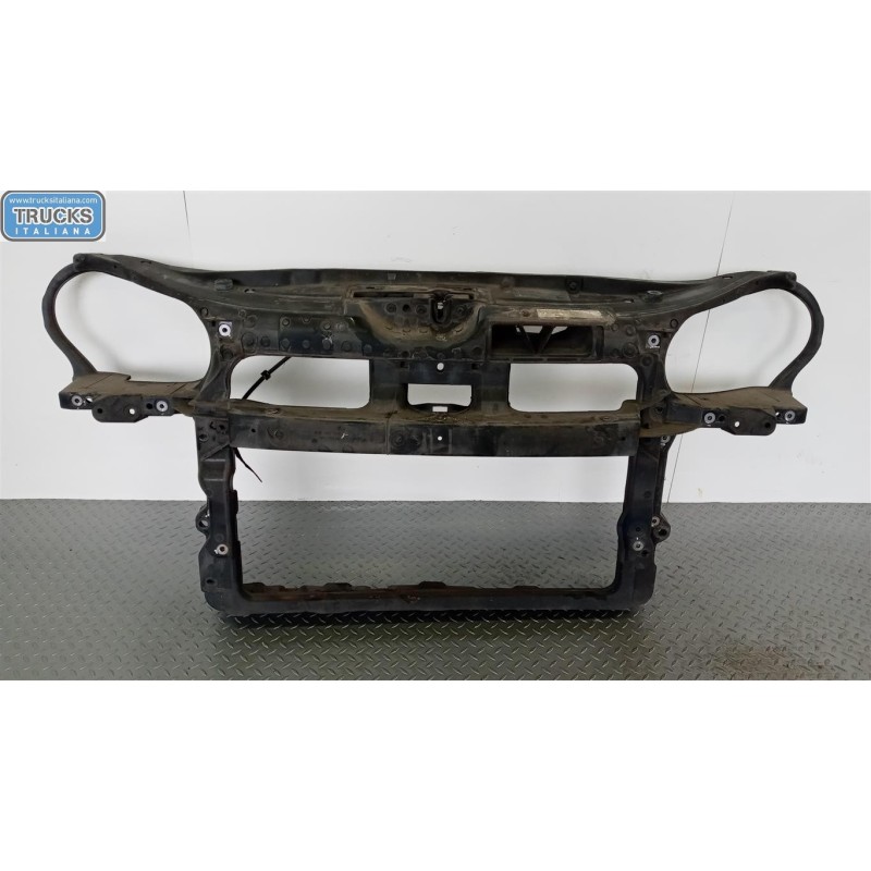 VOLKSWAGEN RIVESTIMENTO ANTERIORE COMPLETO VOLKSWAGEN Polo 2001>2005 usato