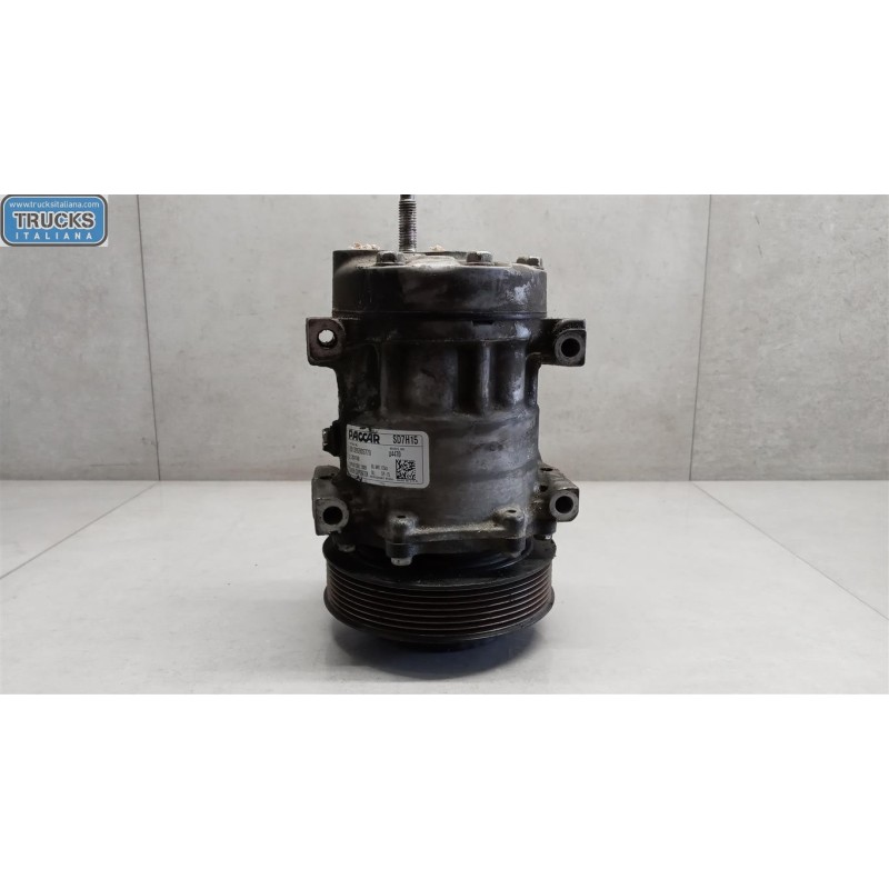 DAF COMPRESSORE ARIA CONDIZIONATA DAF XF105 usato