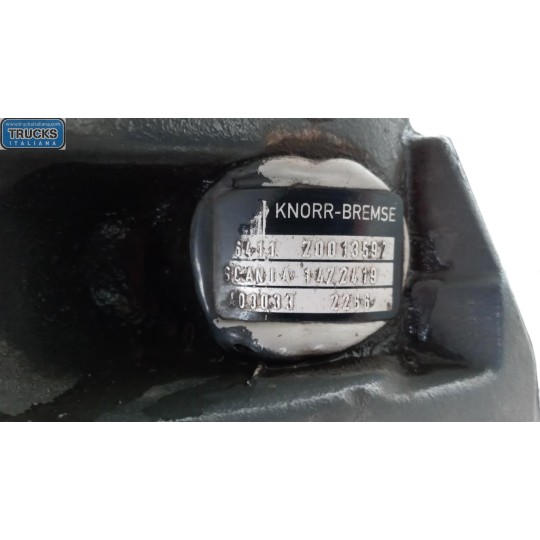 PINZA POSTERIORE SINISTRA SCANIA 124 usato