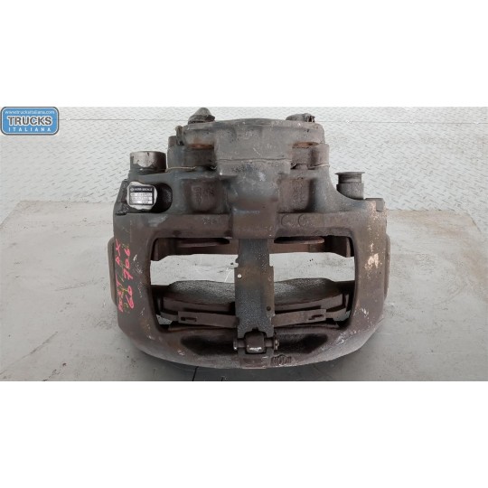 PINZA POSTERIORE DESTRA SCANIA 124 usato