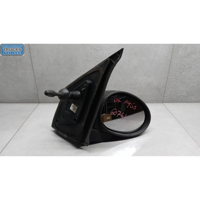 TOYOTA RETROVISORE DESTRO TOYOTA Aygo 2005>2012 usato