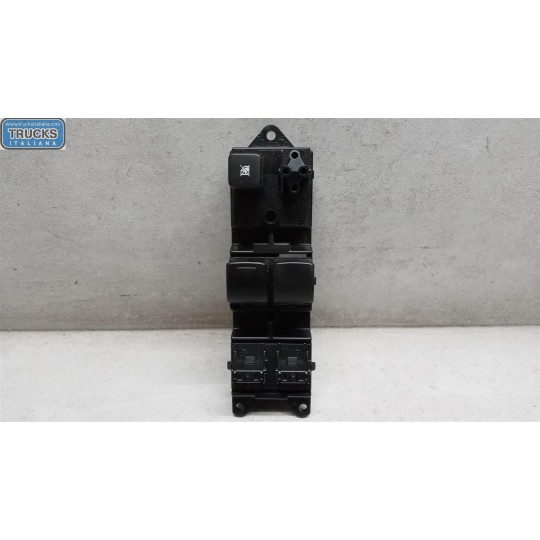 INTERRUTTORI E PULSANTI ALZAVETRI MITSUBISHI Space Star 2013>2016 usato