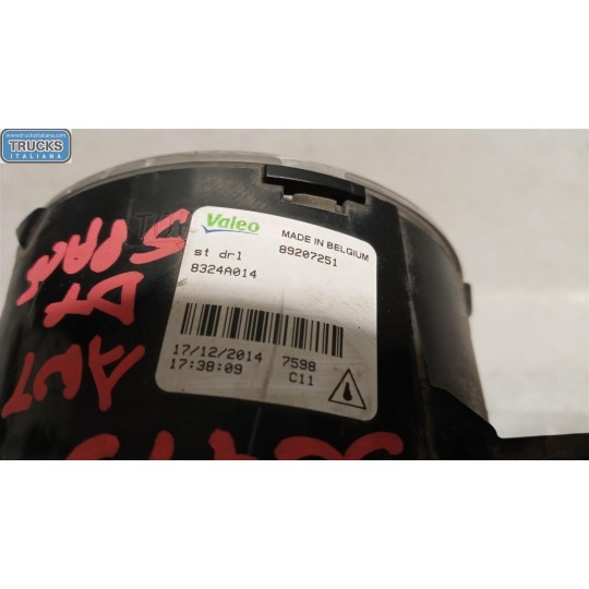 FENDINEBBIA DESTRO MITSUBISHI Space Star 2013>2016 usato