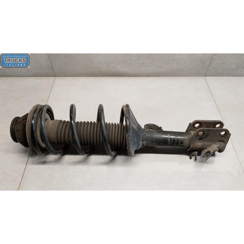 SUZUKI AMMORTIZZATORE ANTERIORE SINISTRO SUZUKI Alto 2008>2014 usato