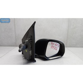 REARVIEW RIGHT  SUZUKI Alto...