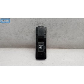 INTERRUTTORI E PULSANTI...