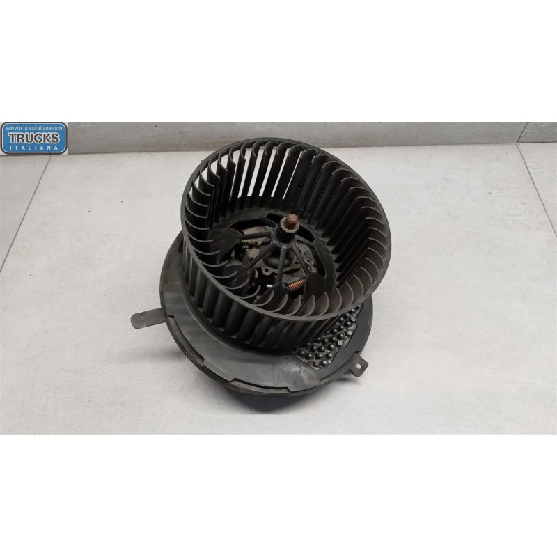 VOLKSWAGEN MOTORINO VENTILAZIONE INTERNA VOLKSWAGEN Passat 2005>2010 usato
