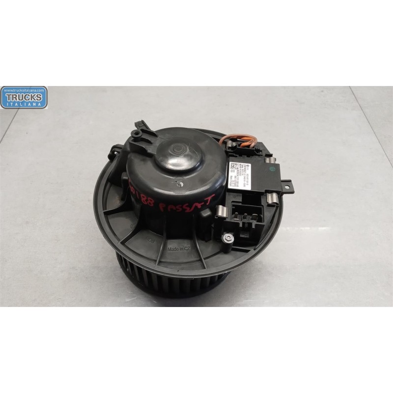 VOLKSWAGEN MOTORINO VENTILAZIONE INTERNA VOLKSWAGEN Passat 2005>2010 usato