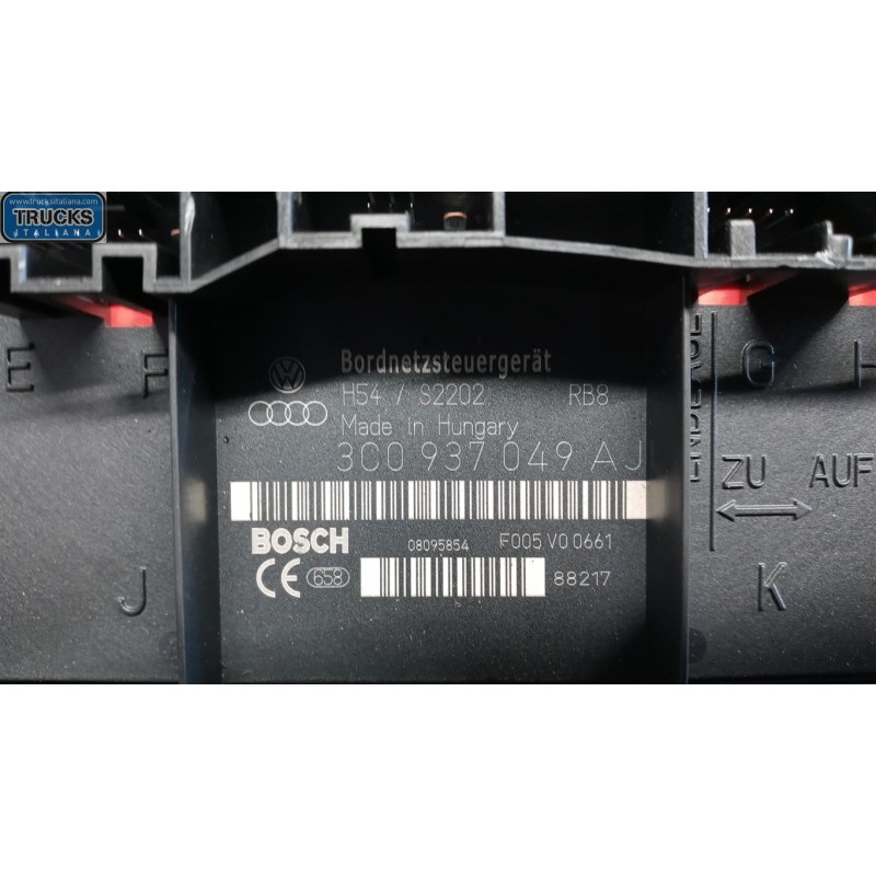 VOLKSWAGEN CENTRALINA MOTORE VOLKSWAGEN Passat 2005>2010 usato