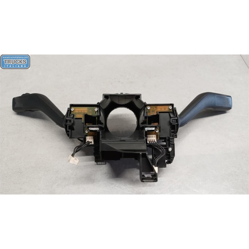 VOLKSWAGEN DEVIOLUCI VOLKSWAGEN Passat 2005>2010 usato