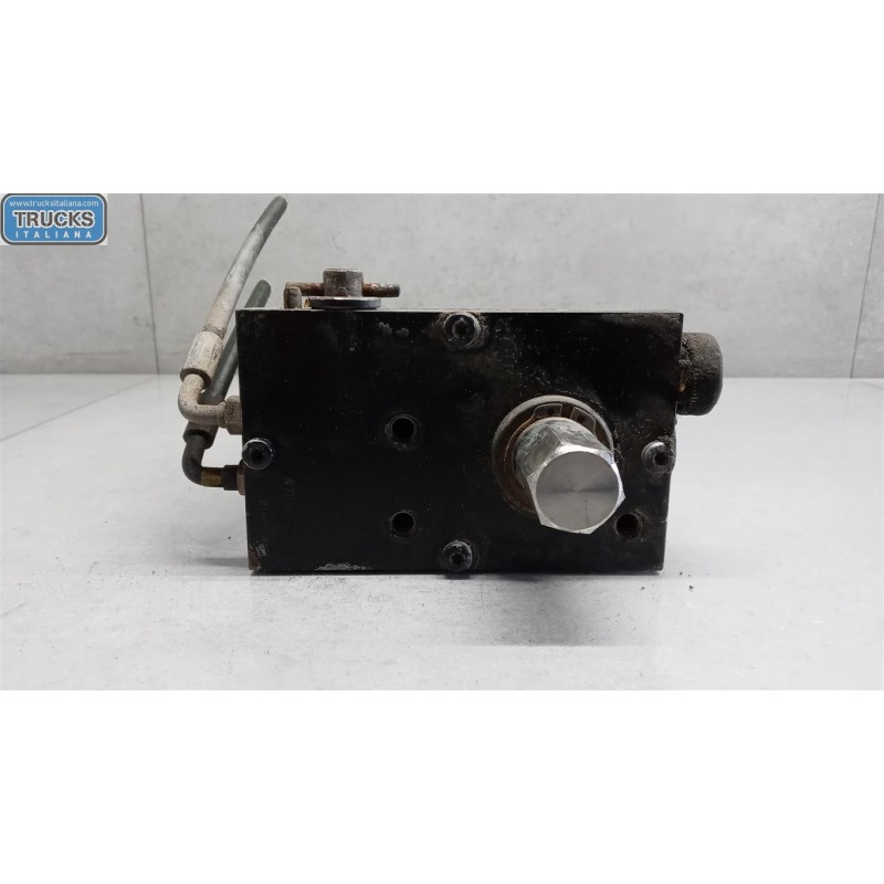 VOLVO truck CAB LIFT PUMP  VOLVO truck FM 9 used