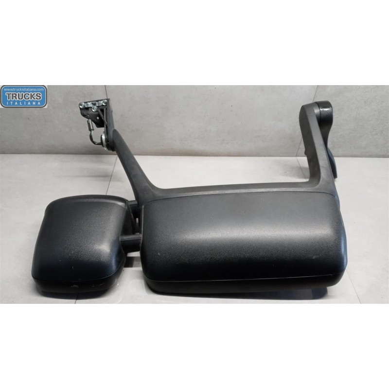 VOLVO truck LEFT ELETRIC REAR-VIEW MIRROR  VOLVO truck FM 9 used