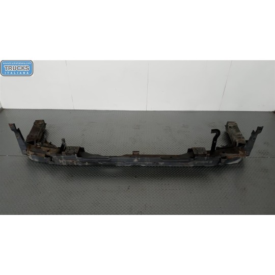 TRAVERSA ANTERIORE PARAURTO VOLVO truck FM 9 usato
