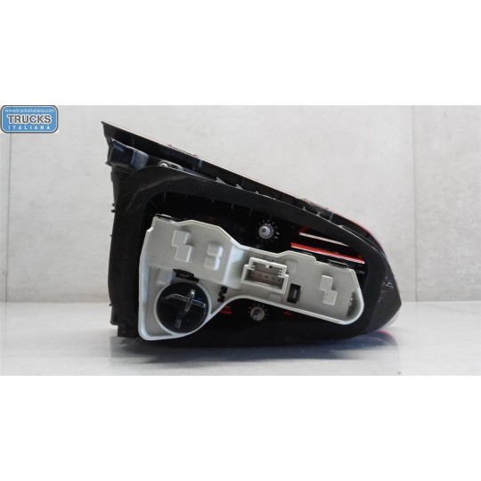 FARO POSTERIORE INTERNO DESTRO VOLKSWAGEN Golf 7 2012>2016 usato